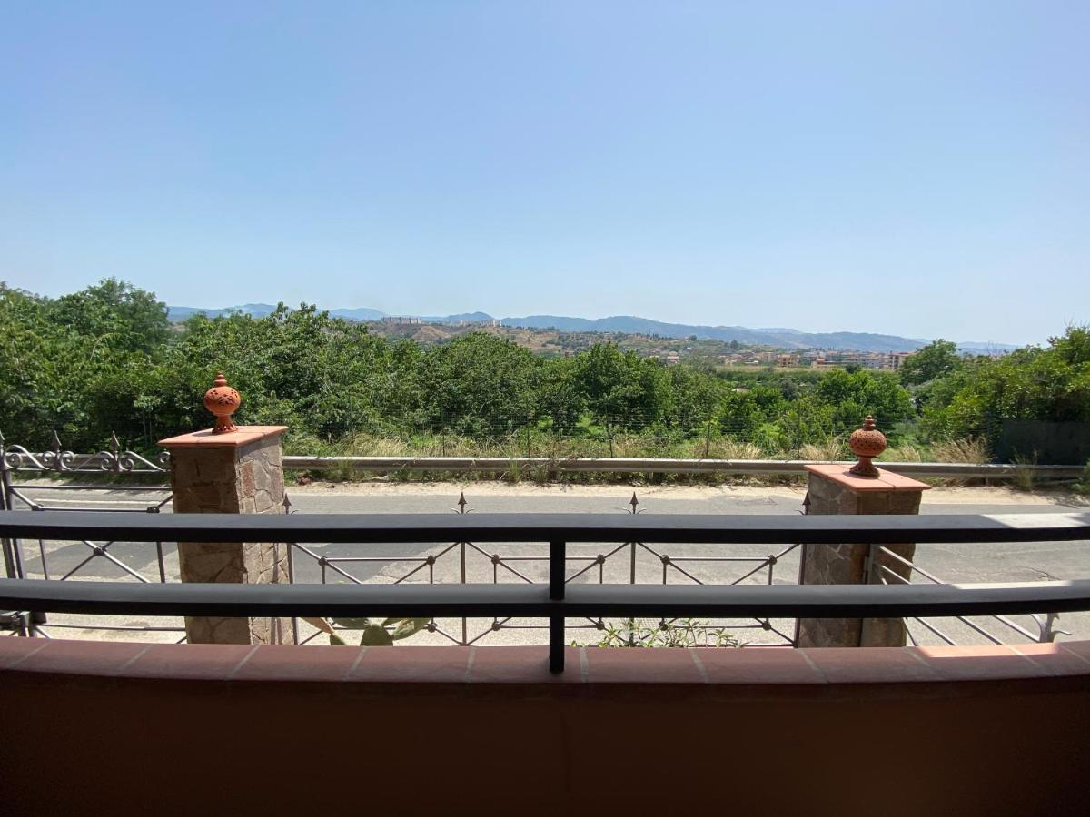 All'Anoneto B&B Catona Di Reggio Calabria Exteriör bild